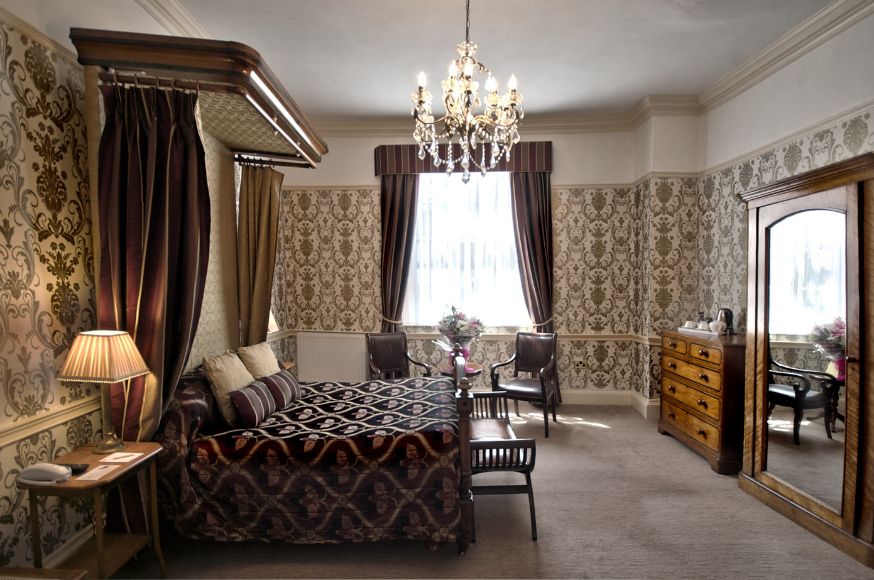 Royal Lion Hotel Lyme Regis